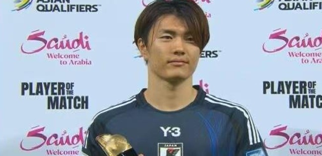 比赛一开场 比赛一开场